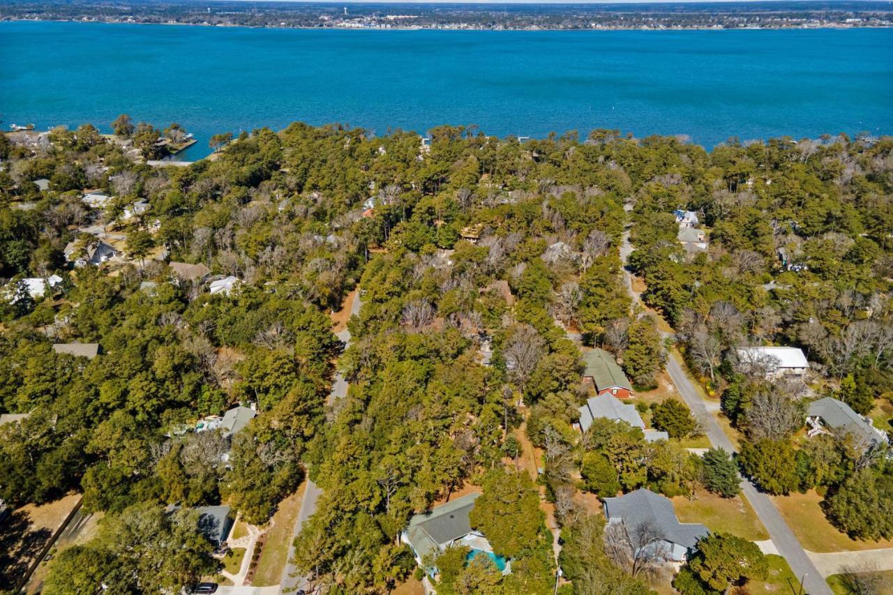 The Blue Lagoon Pine Knoll Shores Buitenkant foto
